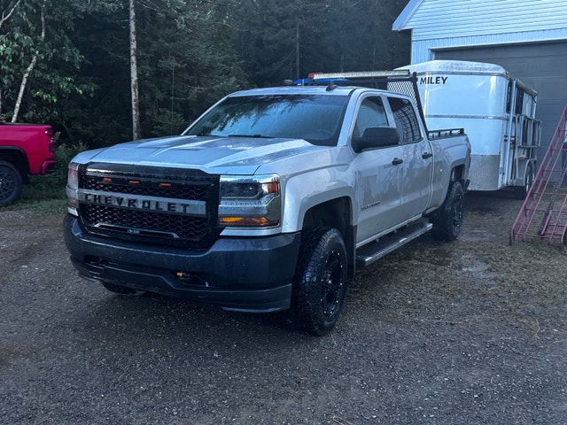 Chevrolet silverado 1500 4 grande porte — photo 2