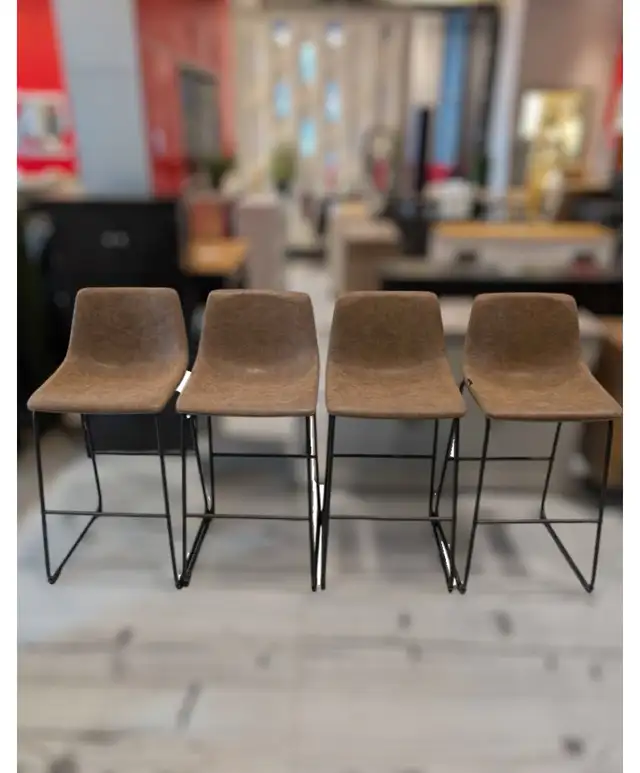 Vintage PU Leather Counter Bar Stools with Footrest in Chairs & Recliners in Markham / York Region - Image 5