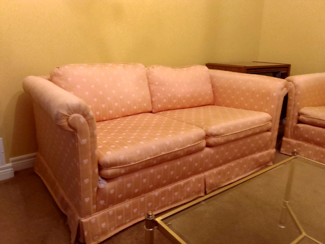 1980s Postmodern 3-Seater Sofa + Loveseat for Sale in Couches & Futons in Mississauga / Peel Region - Image 4