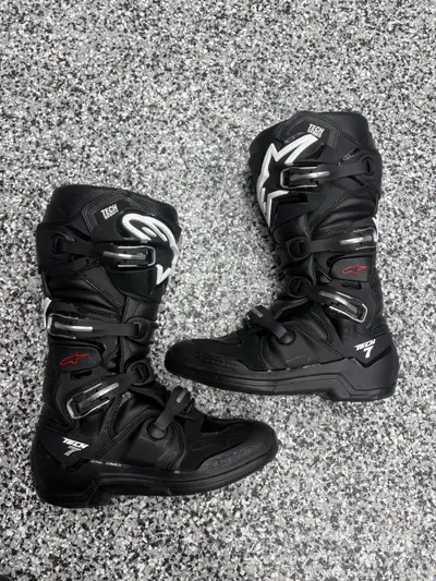 $380 firm Size 12 Great condition