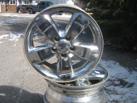 17 inches Ford rims  5 bolt