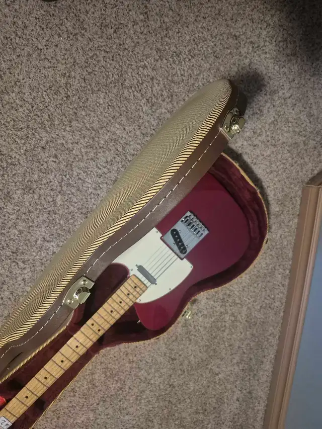 Fender Telecaster Guitar in Guitars in Calgary - Image 3