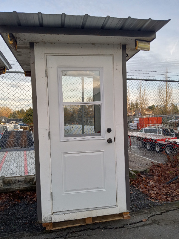 Security booths in Other Business & Industrial in Delta/Surrey/Langley - Image 3