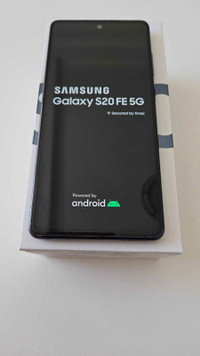 Samsung S20 FE boxed - great condition