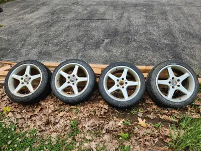 17 inch alloy wheel of my e90 bmw wagon. Needs new rubber. Supposedly fits e46 m3 too. Reasonable sh...