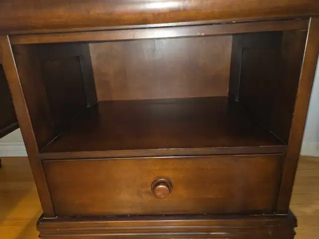 Pottery Barn Nightstand in Other Tables in City of Toronto - Image 7