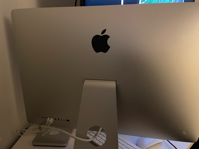 Apple iMac 27" in Desktop Computers in Hamilton - Image 2