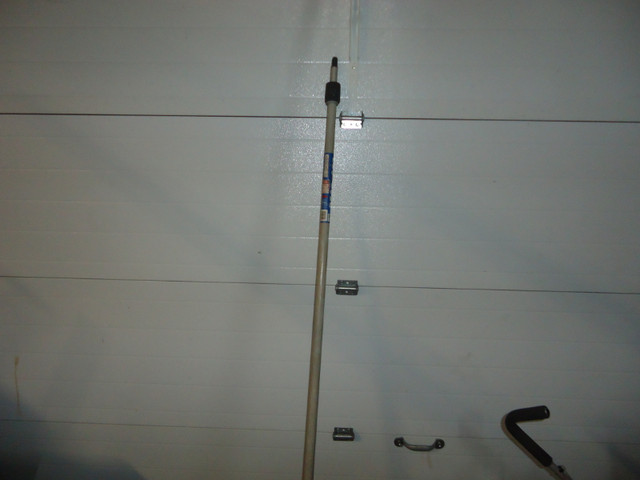 Paint Extension Pole. 6 Ft - 12Ft. Used once. Very  Condition in Painting & Paint Supplies in Barrie - Image 2