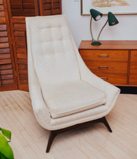 MCM Tufted Vintage High-Back Lounge Chair