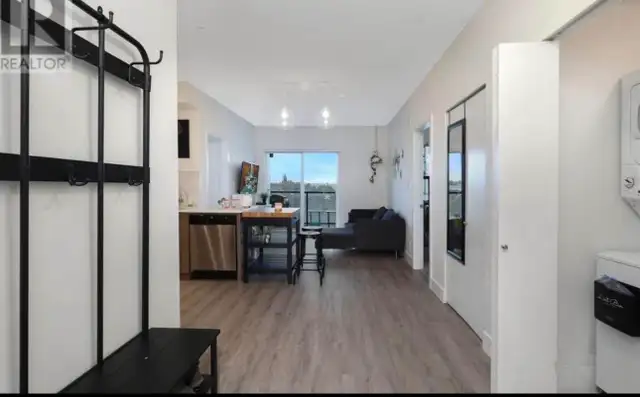 2 Bedroom 2 Bath Condo For Rent