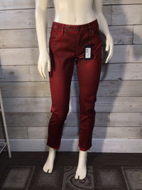CLOSET SALE - new with tags Guess jeans - aa25
