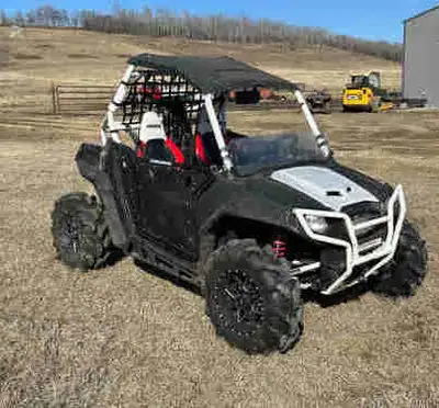 I am selling my Polaris Ranger RZR 800 S side-by-side, known for its ruggedness and performance. Thi...