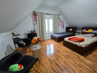Shared Room is available for Rent FROM MAY Please NOTE: 1 Girl is already staying there, 1 space is...