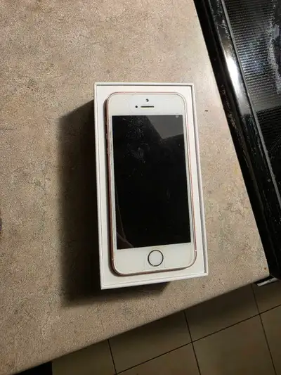 Iphone Rose Gold SE , View more