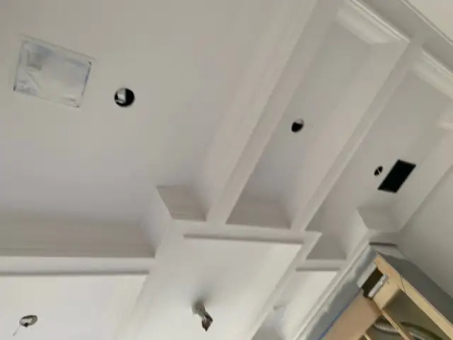 house paint  in Construction & Trades in London - Image 9