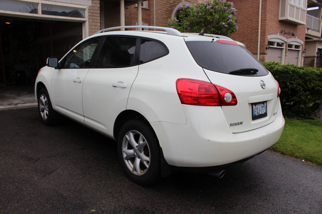 2008 Nissan rogue AWD in Cars & Trucks in Markham / York Region - Image 3
