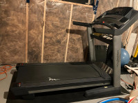 FreeMotion 890 Interactive Treadmill