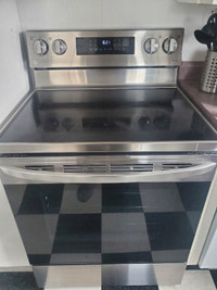 Stainless LG ThinQ Oven // Four LG ThinQ en Stainless