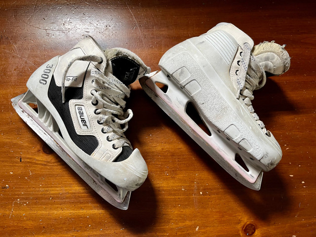 Vintage Bauer 3000 Goalie Skates - Size 8D (shoe size US 9.5) in Hockey in City of Toronto - Image 4