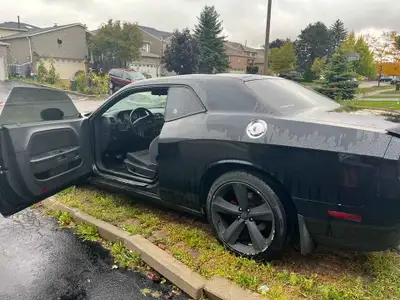 REDUCED TO $4000 FOR A VERY QUICK SALE **QUICK SALE — 2009 Dodge Challenger SE 3.5L V6 — $4,000 FIRM...