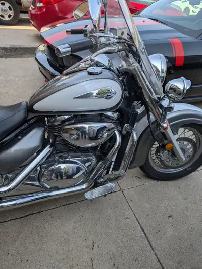 2003 Volusia Intruder, 850 CC, 54,000 kms $1,500 or best offer