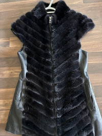 Vest made of genuine leather and mink fur