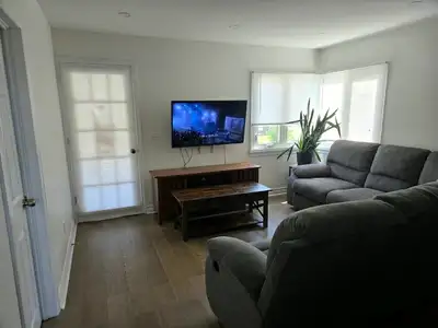 Spacious 3-Bedroom Main-Floor Home – Orillia | $2,750/month Including Utilities Beautiful 3-bedroom...