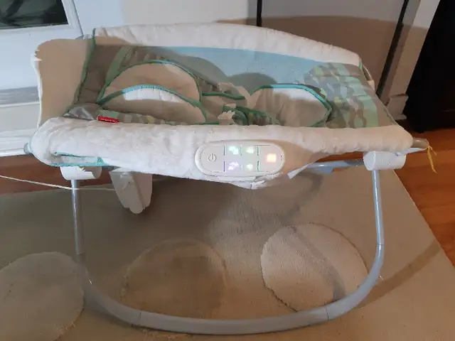 Cradle Fischer Price in Cribs in City of Toronto - Image 3