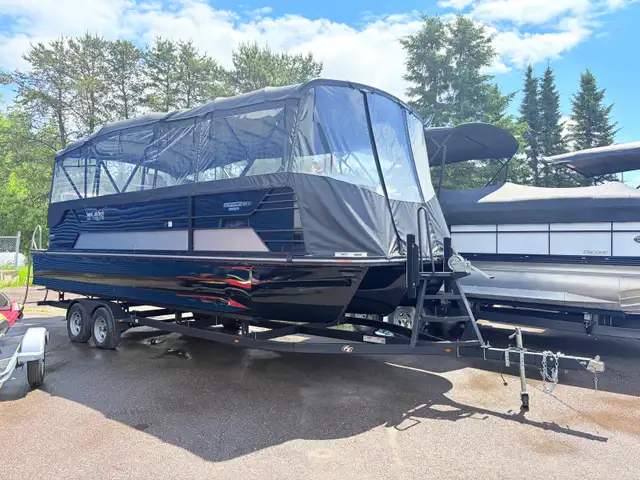 G3 ELITE 326SE 2023 in Powerboats & Motorboats in Lac-Saint-Jean - Image 2