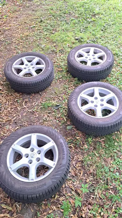 216/60R16 Only drove on these for a month before my transmision gave out.