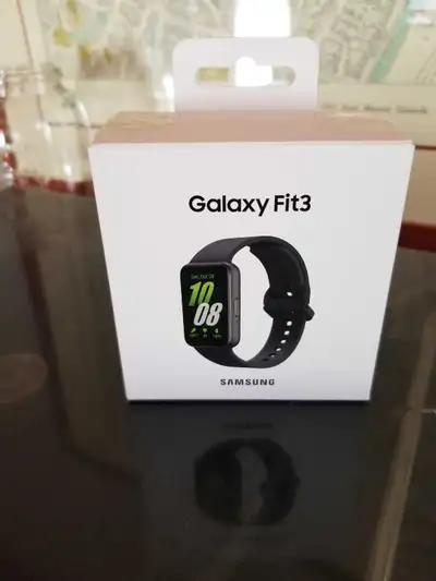 Galaxy Fit3 Samsung, open box, never used, View more