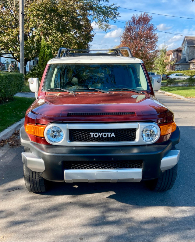 Toyota FJ cruiser 2008    218 348 km  in Cars & Trucks in City of Toronto