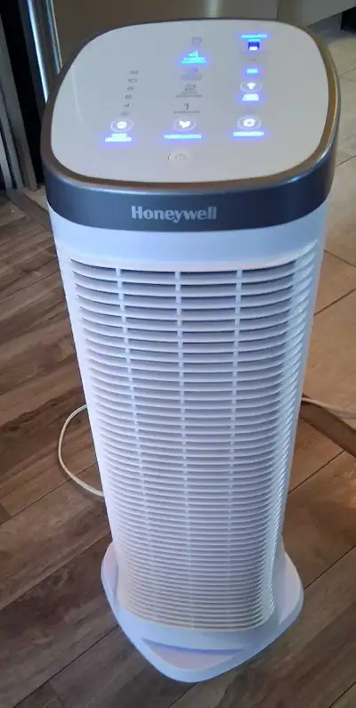 Purificateur d'air Honeywell AirGenius 5 (modèle HFD322C/HFDXX, View more