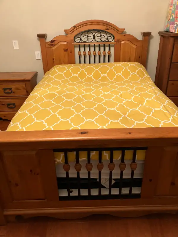 Queen Size 6-Piece Bedroom Set (Retail $8500) in Multi-item in North Shore - Image 4