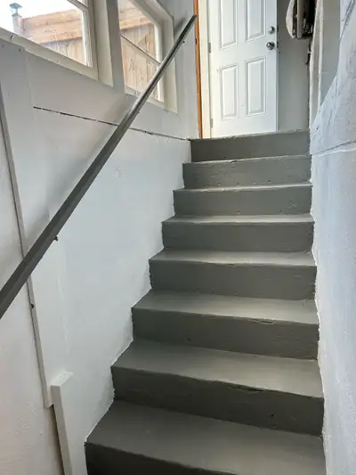 If you’re looking for a secure, quiet, comfortable living space you found it. This a private spaciou...