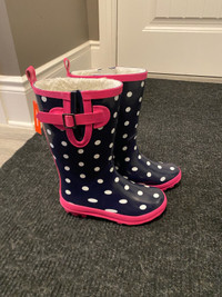 Girls Rain Boots size 3 *Brand New*