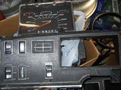 -69 to 71 Fury parts speedo head 50, becel 25. front valence, head light trim, plus I am vending at...