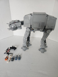 LEGO Star Wars: AT-AT (75288). 99 % complete. Gently used.