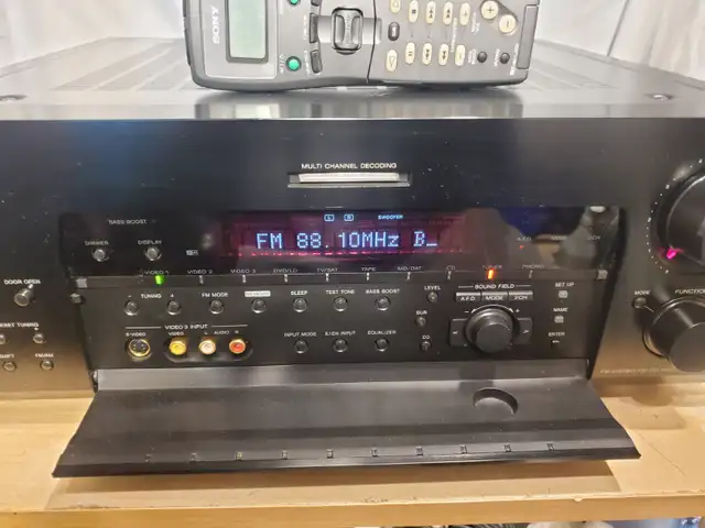 Sony STR-DB930 Receiver Stereo Audiophile Phono 5.1 CH in Stereo Systems & Home Theatre in Mississauga / Peel Region - Image 5