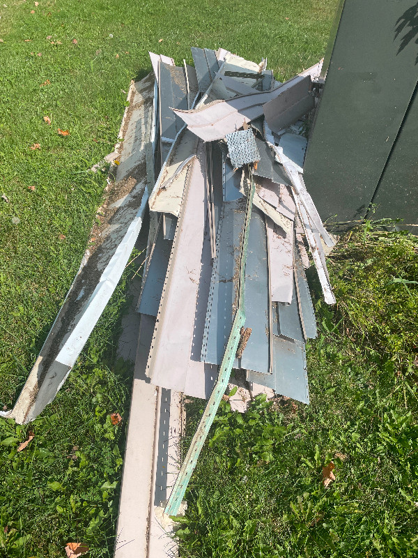 Matal sidings Free Stuff Ottawa Kijiji