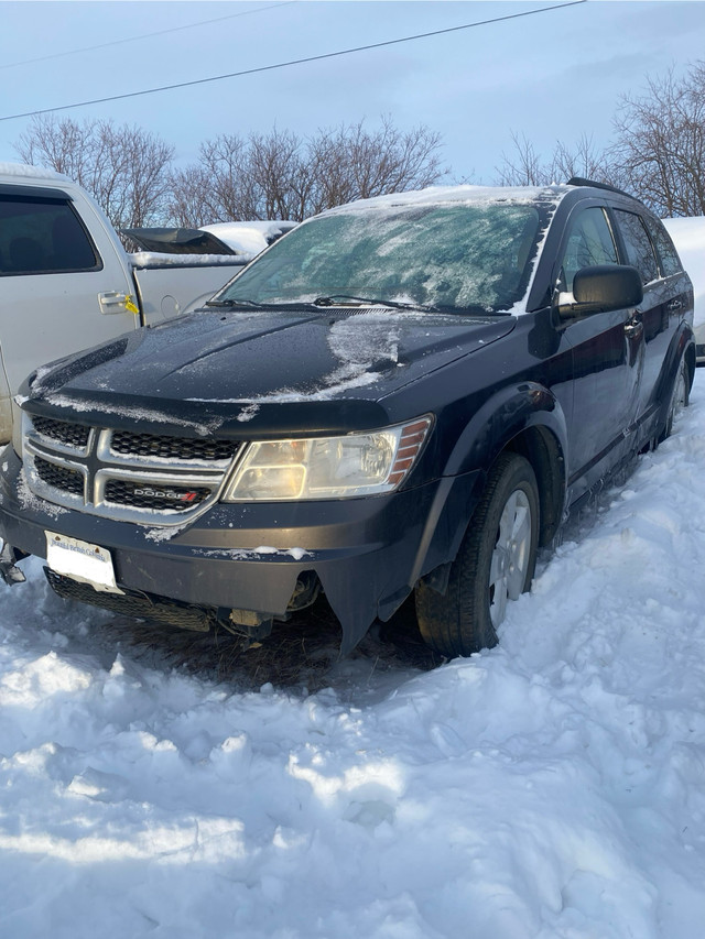 2015 dodge journey complete part out in Auto Body Parts in Dawson Creek - Image 2
