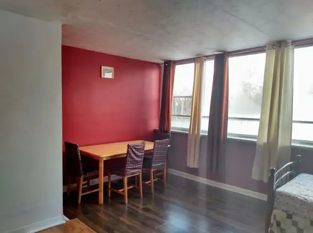 3 Bdr. Apt. near Warden Stn., mins to Bloor/Yonge-2 months Free in Long Term Rentals in City of Toronto - Image 4