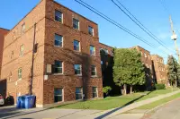 2 bedroom apartment on Aberdeen Ave