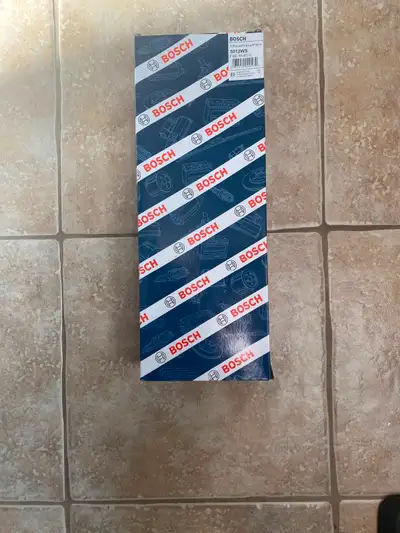 Filtre a air neuf, pas le bon modèle pour ma voiture. Payer 35$ plus taxe