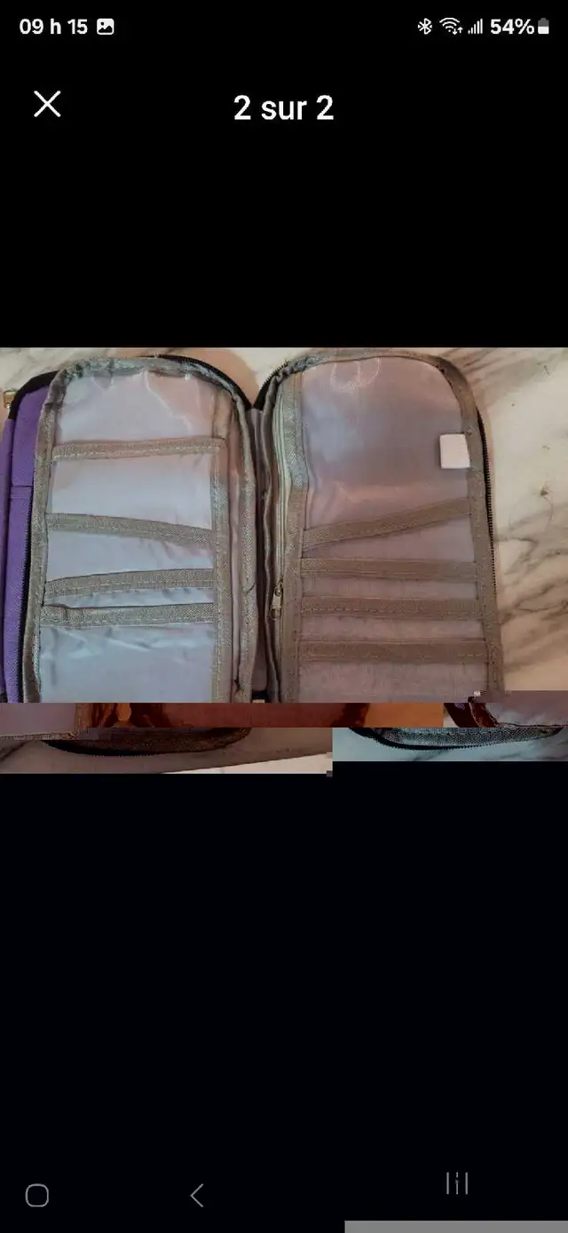 ÉTUIS PASSEPORT  in Other in Longueuil / South Shore - Image 3