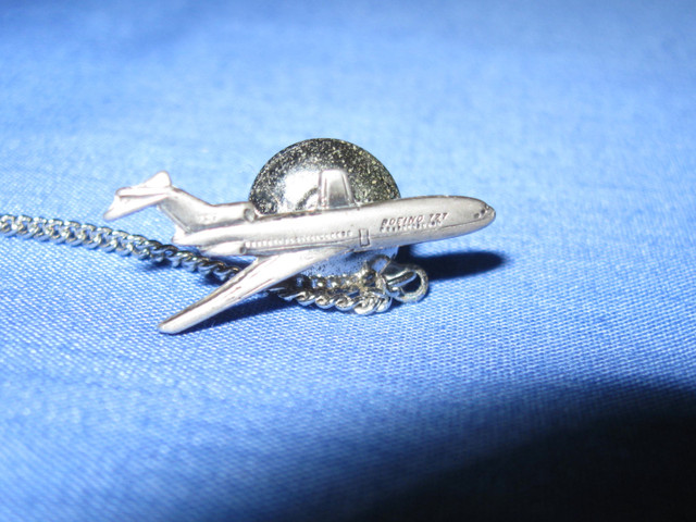 EPINGLE CRAVATE Vintage Sterling Boeing 727 Jumbo Jet  Tie  Pin dans Art et objets de collection  à Ouest de l’Île - Image 3