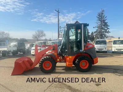 AMVIC LICENSED DEALER Description Features: Power Hydraulic Articulating Frame Steering 7’ Dumping C...