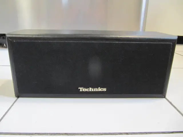 Technics Model SB-C938 CentreChannel & SB-S938Satellite Speakers in Arts & Collectibles in Mississauga / Peel Region - Image 7