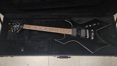 B.C. Rich Warlock Revenge 81/85 EMGs w/ Hardcase, View more