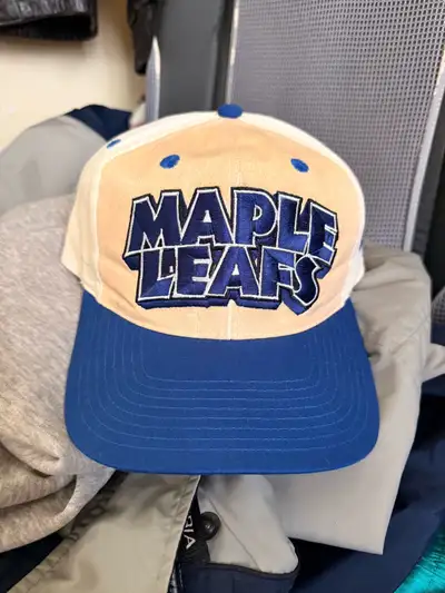 Vintage snapbacks 1st hat - $65 2nd hat. _ $65 3rd hat -$100 4th hat - $40 5th hat- $65 6th hat _$65